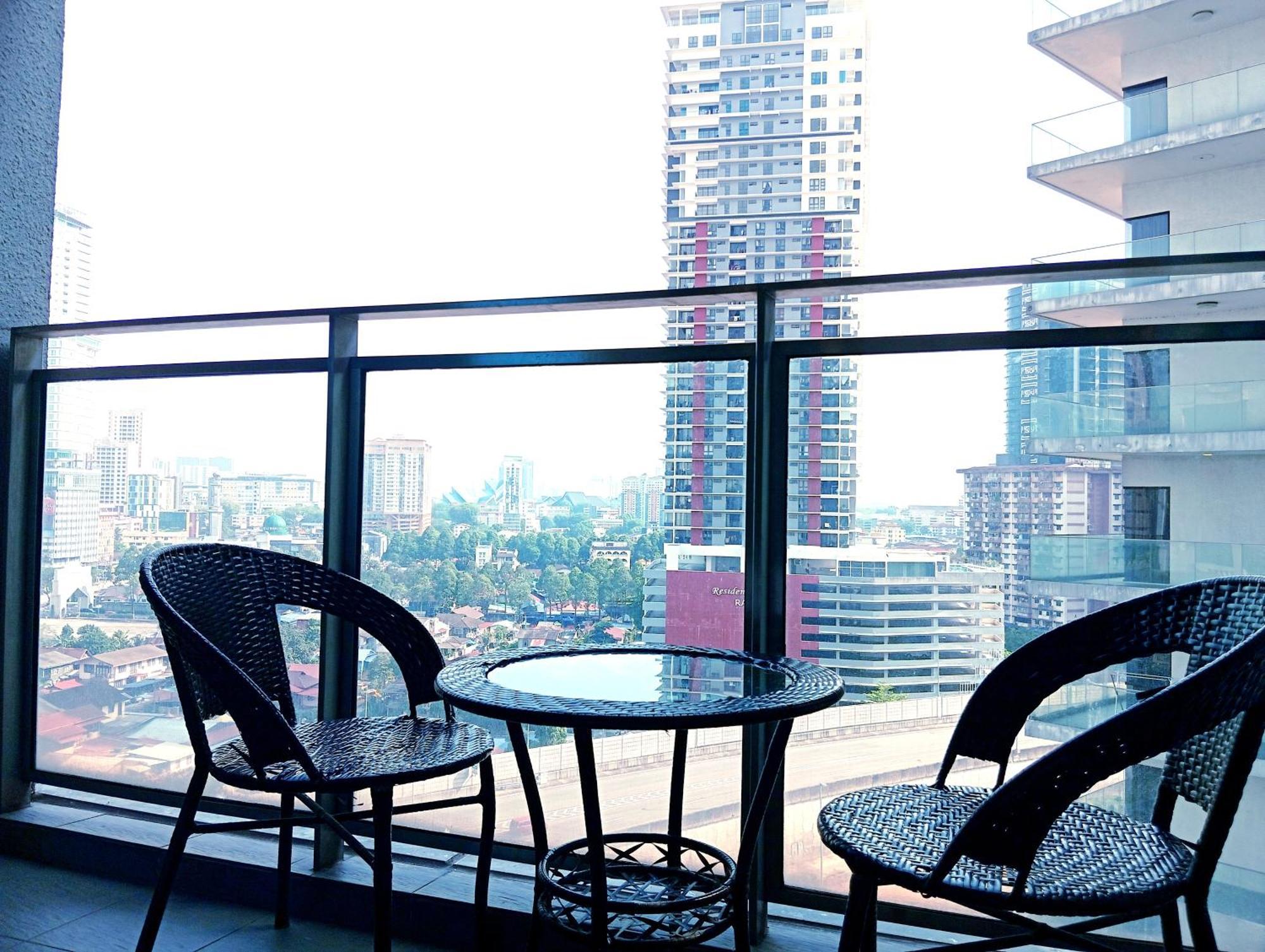 The Summer Suites At Kualalumpur Куала-Лумпур Экстерьер фото